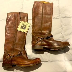Brand new, size 6,  FRYE “Phillip” tall boot